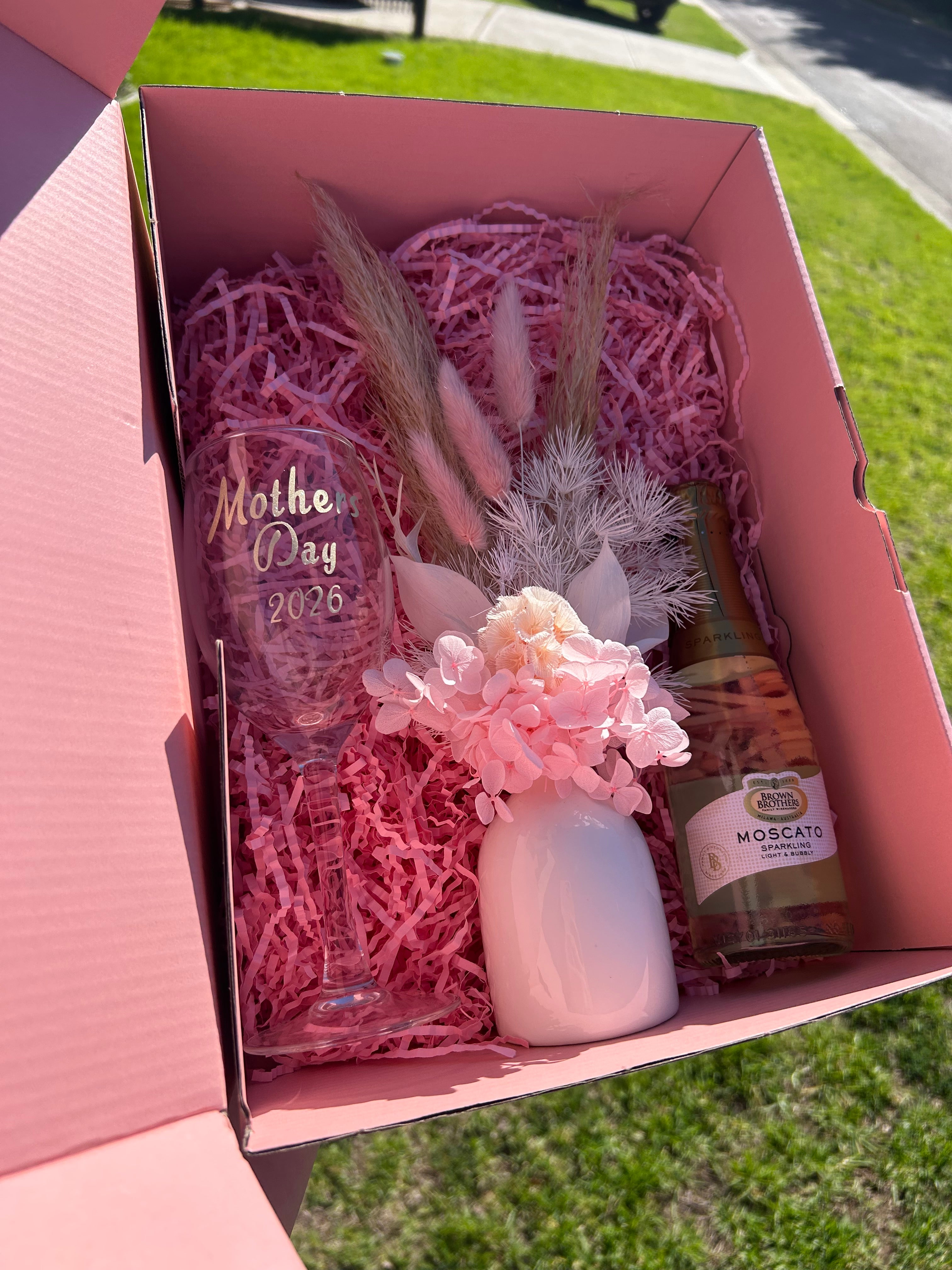 Floral hamper